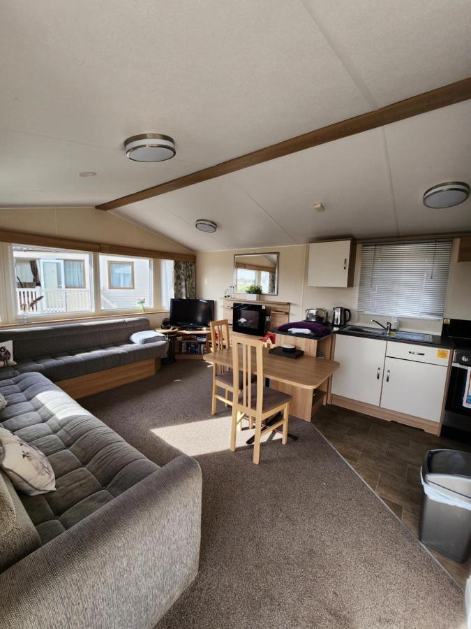 Lakeside Cotswold Holiday Home Cirencester Eksteriør billede