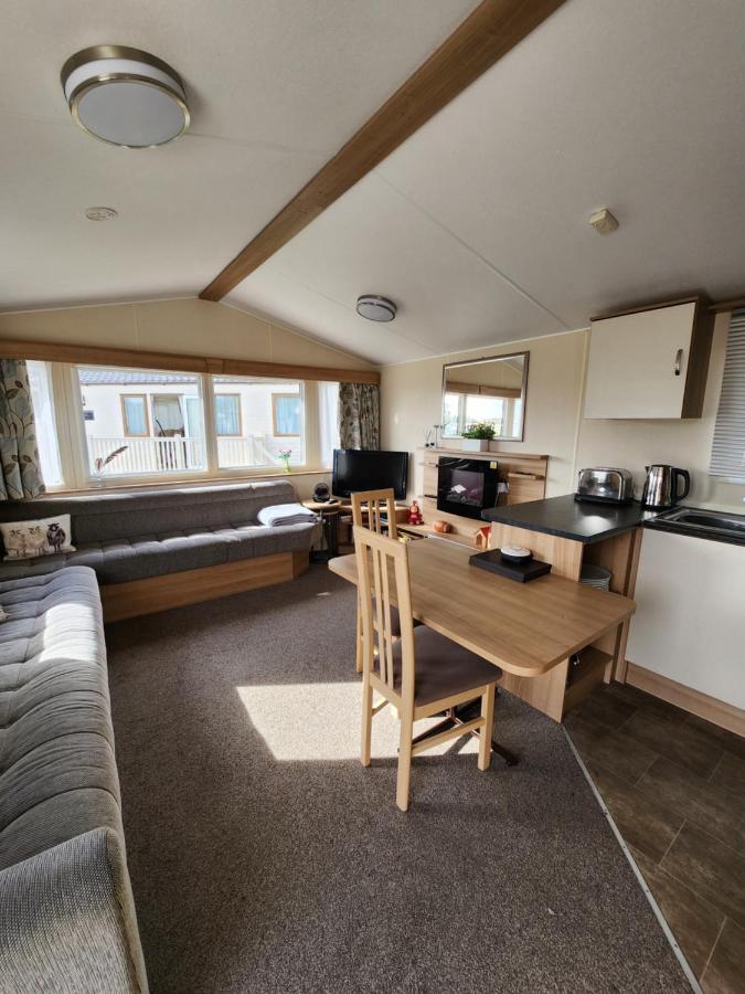 Lakeside Cotswold Holiday Home Cirencester Eksteriør billede