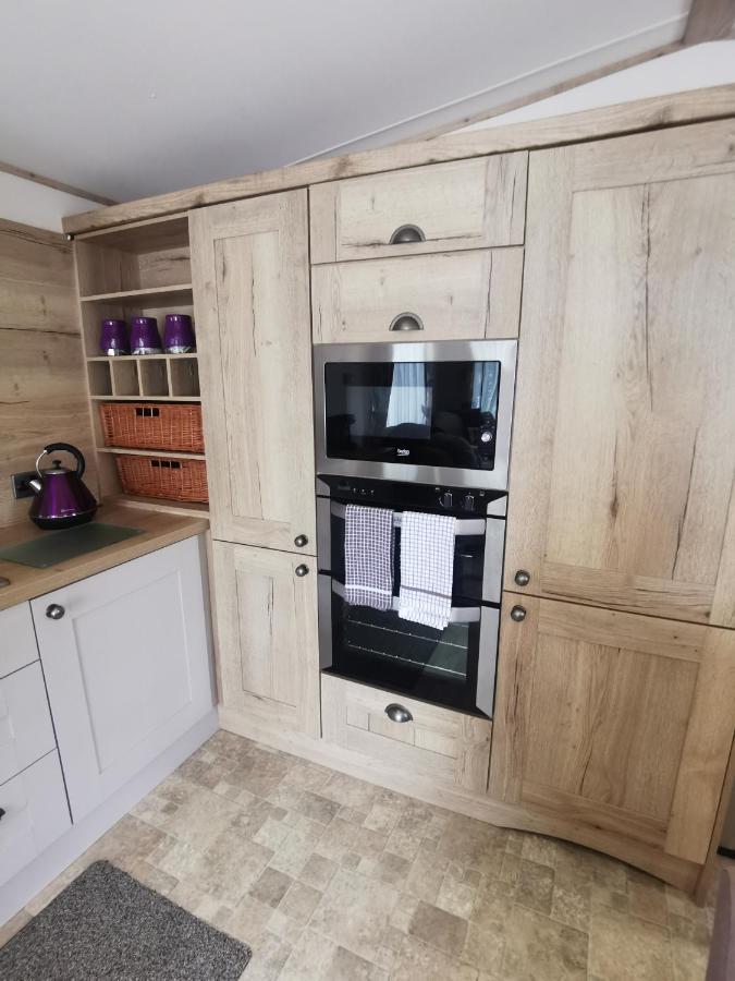 Lakeside Cotswold Holiday Home Cirencester Eksteriør billede