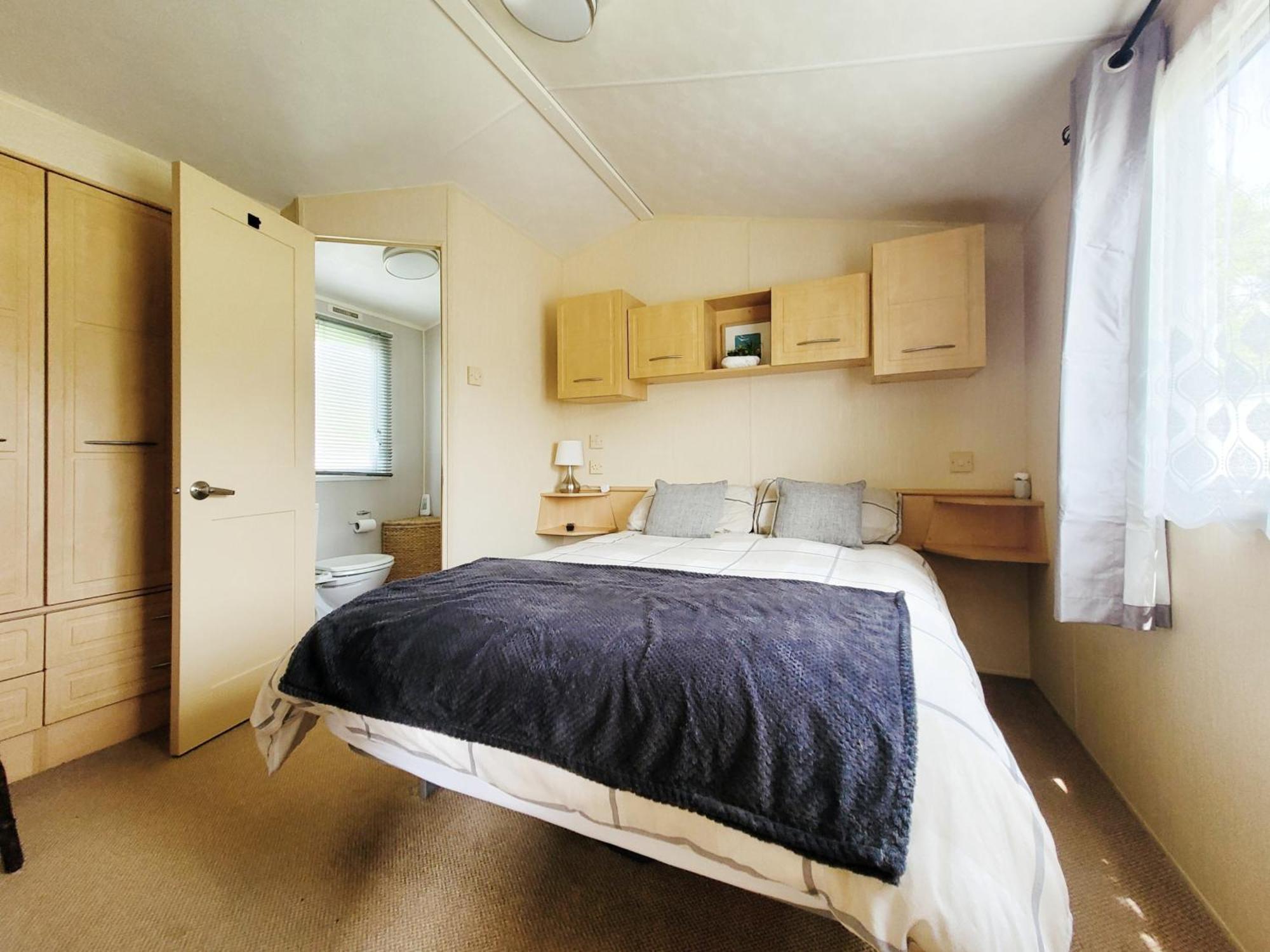 Lakeside Cotswold Holiday Home Cirencester Eksteriør billede